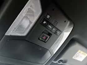 Toyota RAV4 (2025) thumbnail 25