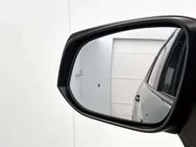 Toyota RAV4 (2025) thumbnail 37