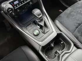 Toyota RAV4 (2025) thumbnail 10
