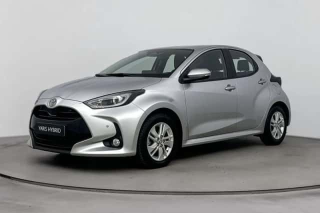 Toyota Yaris (2025) thumbnail 1