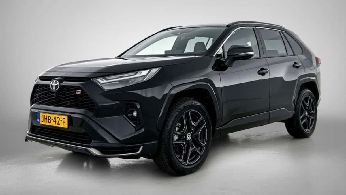 Toyota RAV4 (2025) — foto 1