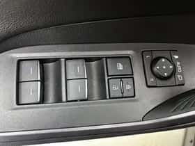 Toyota RAV4 (2025) thumbnail 22