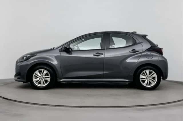 Toyota Yaris (2025) thumbnail 3