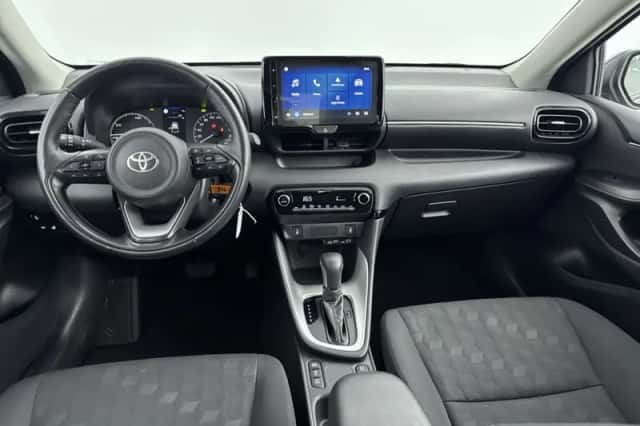 Toyota Yaris (2025) thumbnail 4