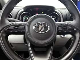 Toyota Yaris (2023) thumbnail 17