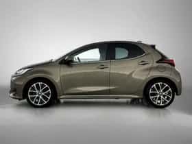 Toyota Yaris (2023) thumbnail 3