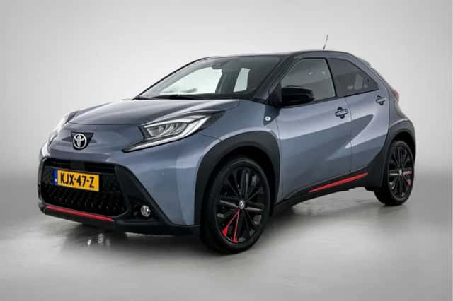 Toyota Aygo (2023) thumbnail 1