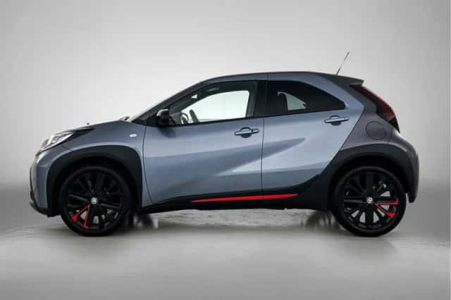 Toyota Aygo (2023) thumbnail 3