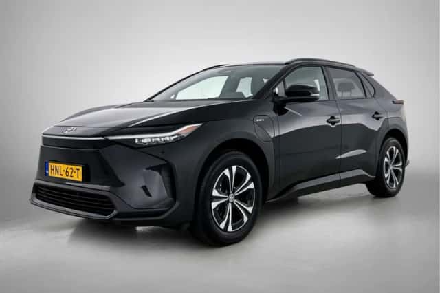 Toyota bZ4X (2025) thumbnail 1