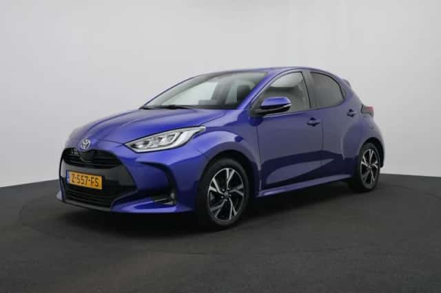 Toyota Yaris (2024) thumbnail 1