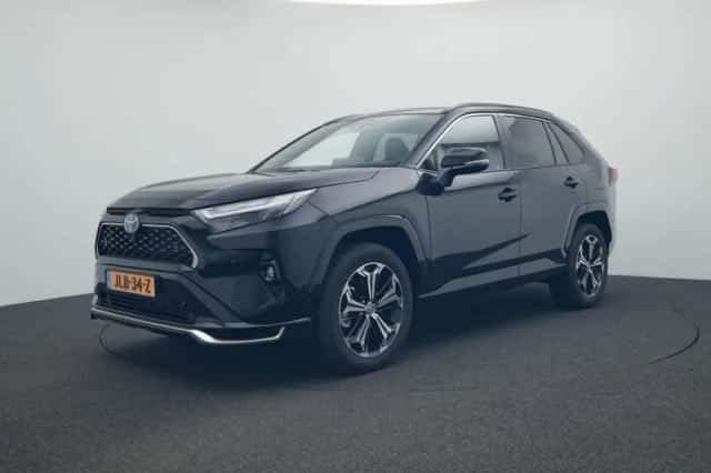 Toyota RAV4 (2025) thumbnail 1