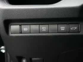 Toyota RAV4 (2025) thumbnail 6