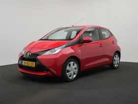 Toyota Aygo (2016) thumbnail 1