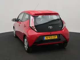 Toyota Aygo (2016) thumbnail 18