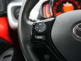 Toyota Aygo (2016) thumbnail 20