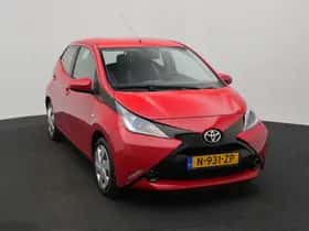 Toyota Aygo (2016) thumbnail 28