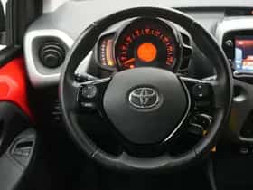 Toyota Aygo (2016) thumbnail 4