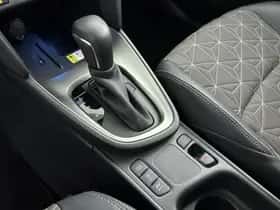 Toyota Yaris_Cross (2024) thumbnail 11