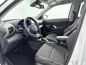Toyota Yaris_Cross (2024) thumbnail 27