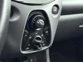 Toyota Aygo (2021) thumbnail 10