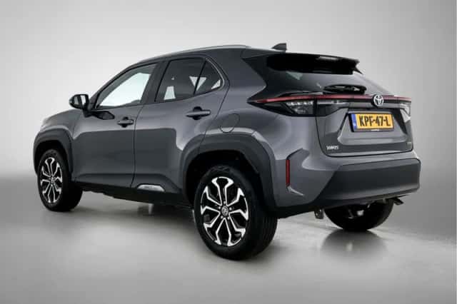 Toyota Yaris_Cross (2022) thumbnail 3