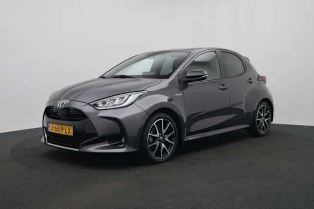 Toyota Yaris (2020) thumbnail 1