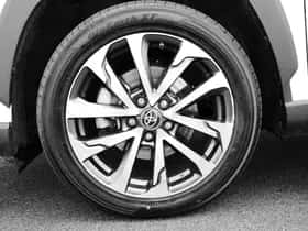 Toyota Corolla_Cross (2023) thumbnail 44