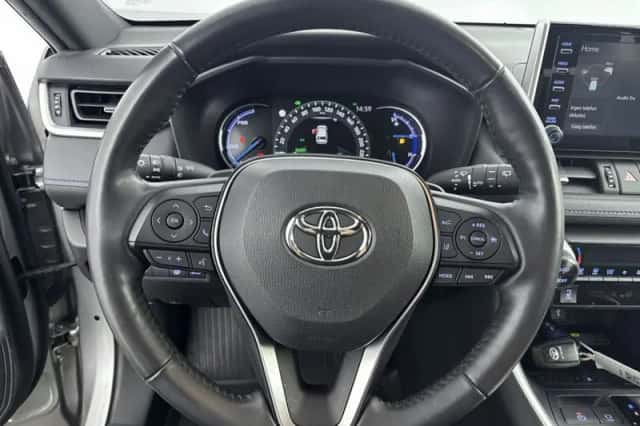 Toyota RAV4 (2020) thumbnail 6