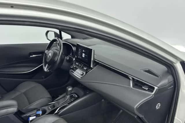 Toyota Corolla (2022) thumbnail 6