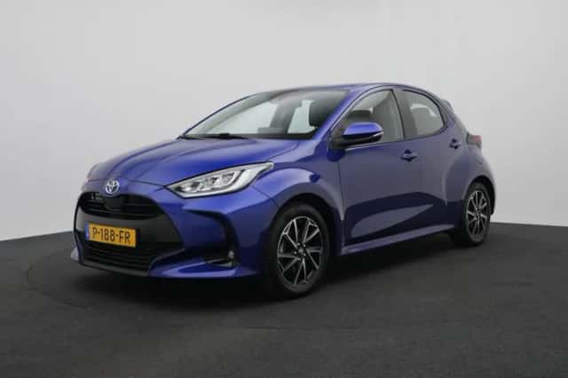Toyota Yaris (2022) thumbnail 1
