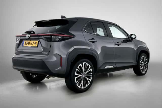 Toyota Yaris_Cross (2022) thumbnail 2