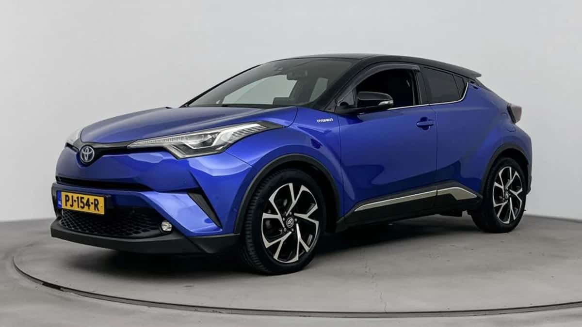 Toyota C-HR (2017) — foto 1