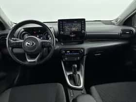 Toyota Yaris (2021) thumbnail 4