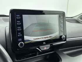 Toyota Yaris (2021) thumbnail 8