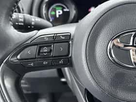 Toyota Yaris (2020) thumbnail 18