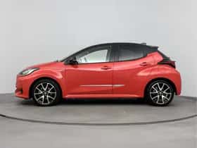 Toyota Yaris (2020) thumbnail 3