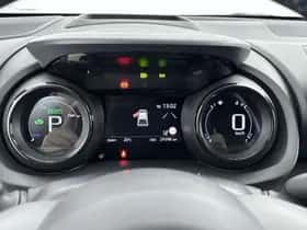 Toyota Yaris (2020) thumbnail 6