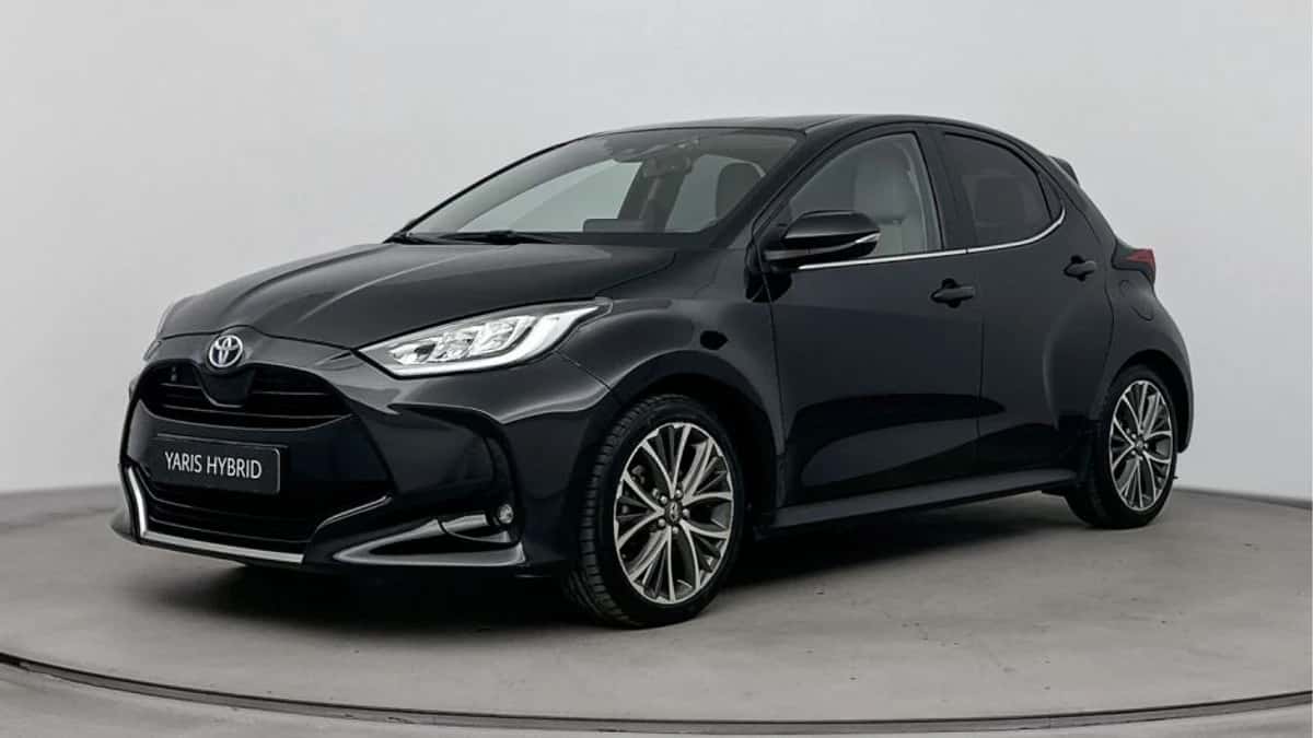 Toyota Yaris (2022) — foto 1