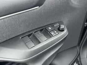 Toyota Yaris (2022) thumbnail 22
