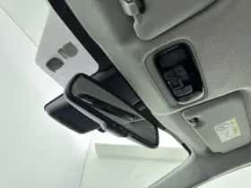 Toyota Yaris (2022) thumbnail 24