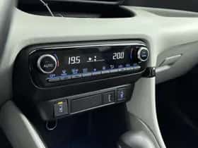 Toyota Yaris (2022) thumbnail 10