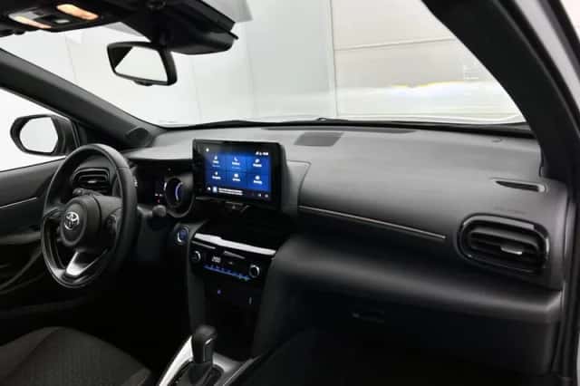 Toyota Yaris_Cross (2024) thumbnail 6