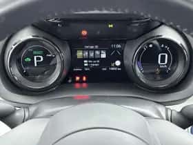 Toyota Yaris (2022) thumbnail 6