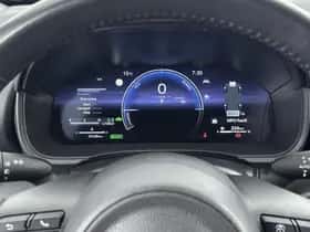 Toyota Yaris (2024) thumbnail 5