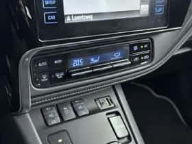Toyota Auris (2019) thumbnail 10