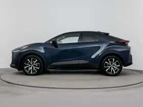 Toyota C-HR (2024) thumbnail 3