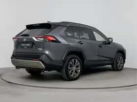Toyota RAV4 (2023) thumbnail 2