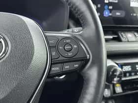 Toyota RAV4 (2023) thumbnail 14