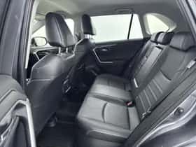 Toyota RAV4 (2023) thumbnail 16