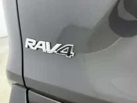 Toyota RAV4 (2023) thumbnail 18